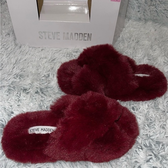 Steve Madden slippers NWB - Picture 3 of 6